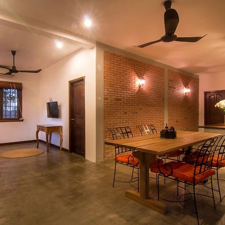 The Orientation Lodge Siem Reap Bagian luar foto